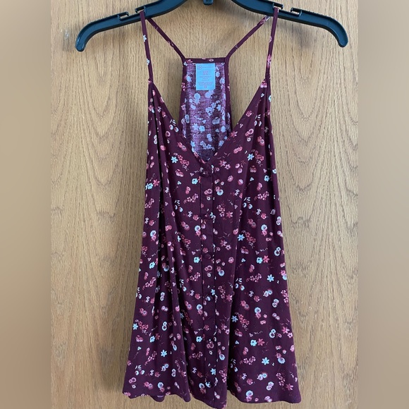 Beautiful Tank Top - Picture 2 of 4